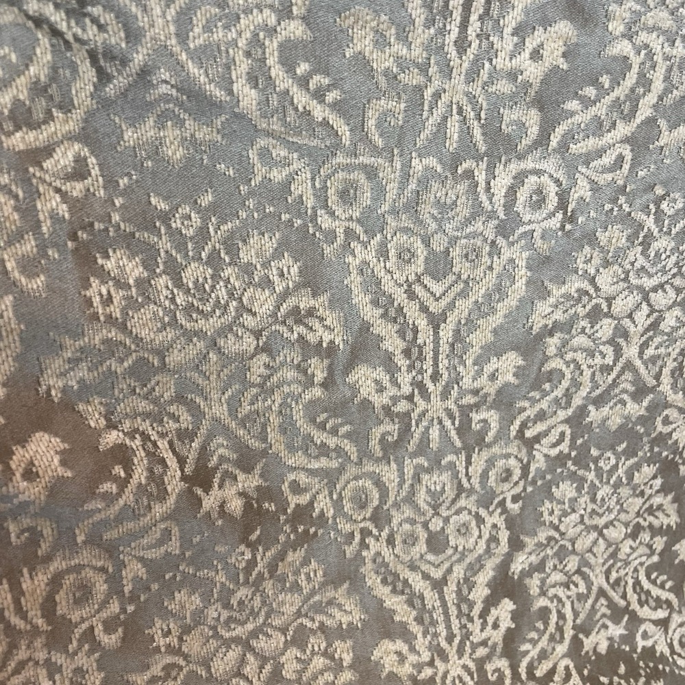 Croscill Damask Bedskirt Dust Ruffle California King Size 14" Drop Split Corners